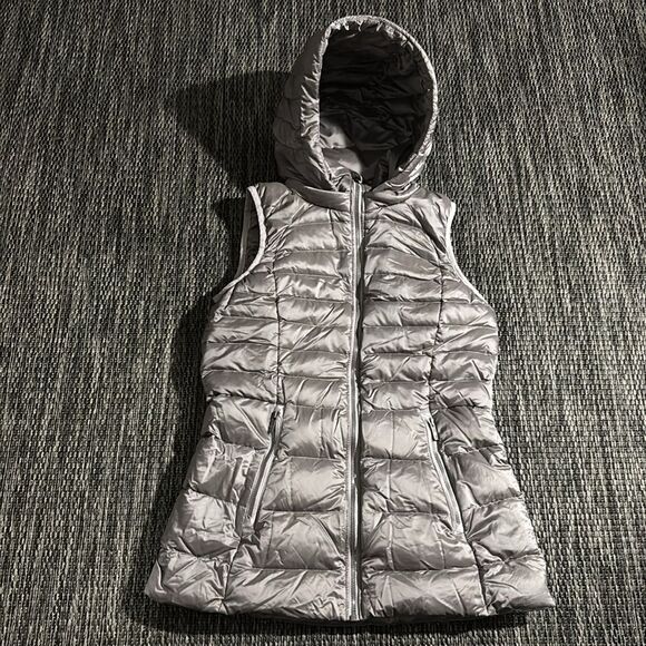 lululemon athletica Jackets & Blazers - Lululemon Brave the Cold Vest